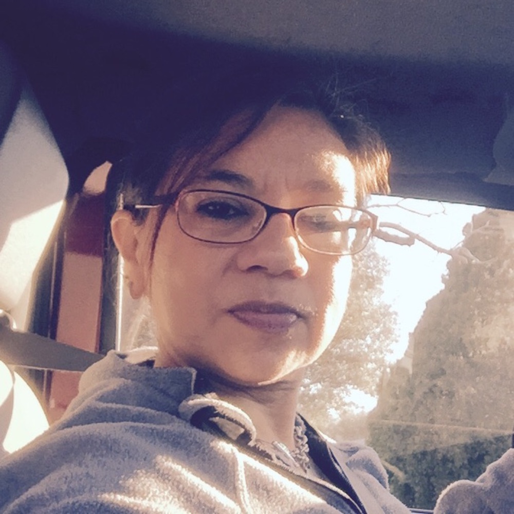 Meet your Posher, Corina